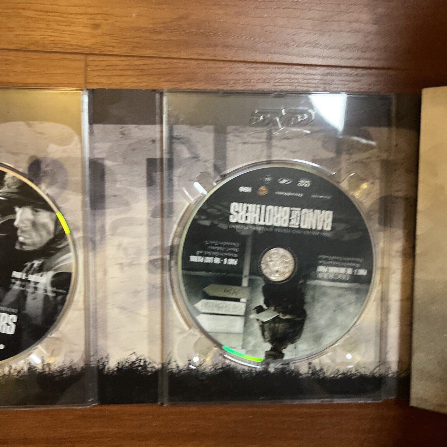 Band Of Brothers (DVD, 2001, 6-Disc) Damian Lewis. Region 4