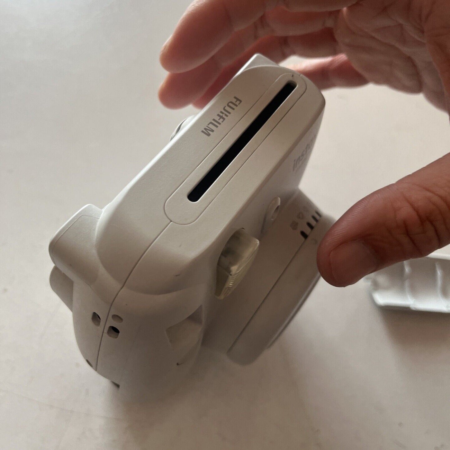 Fuji Instax Mini 9 - Smokey White