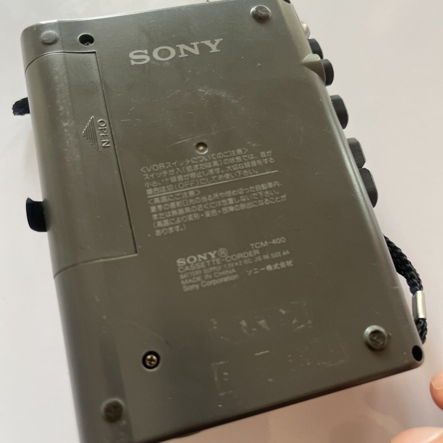 Sony Portable Cassette Voice Recorder TCM-400 *for parts or repair*