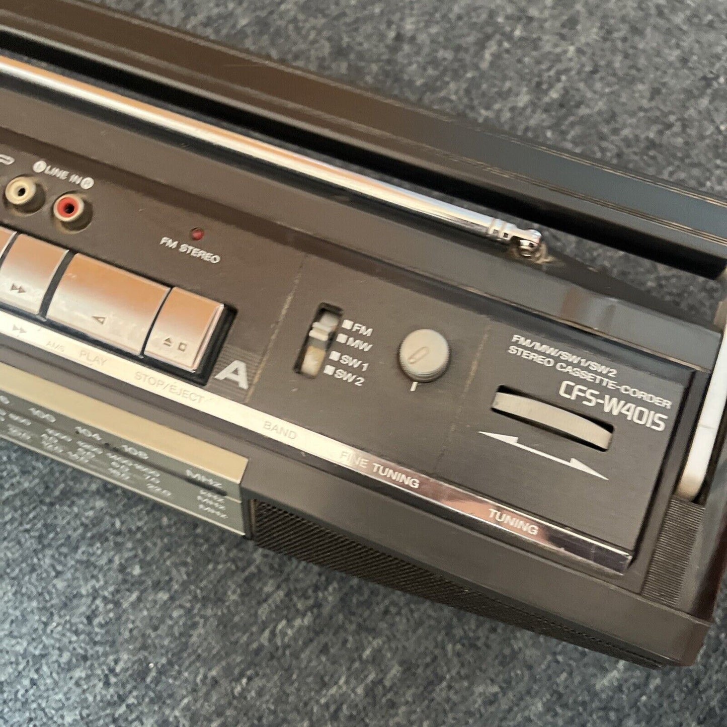 Sony Boombox Stereo Dual Cassette Tape Recorder AM/FM/SW Radio CFS-W401S