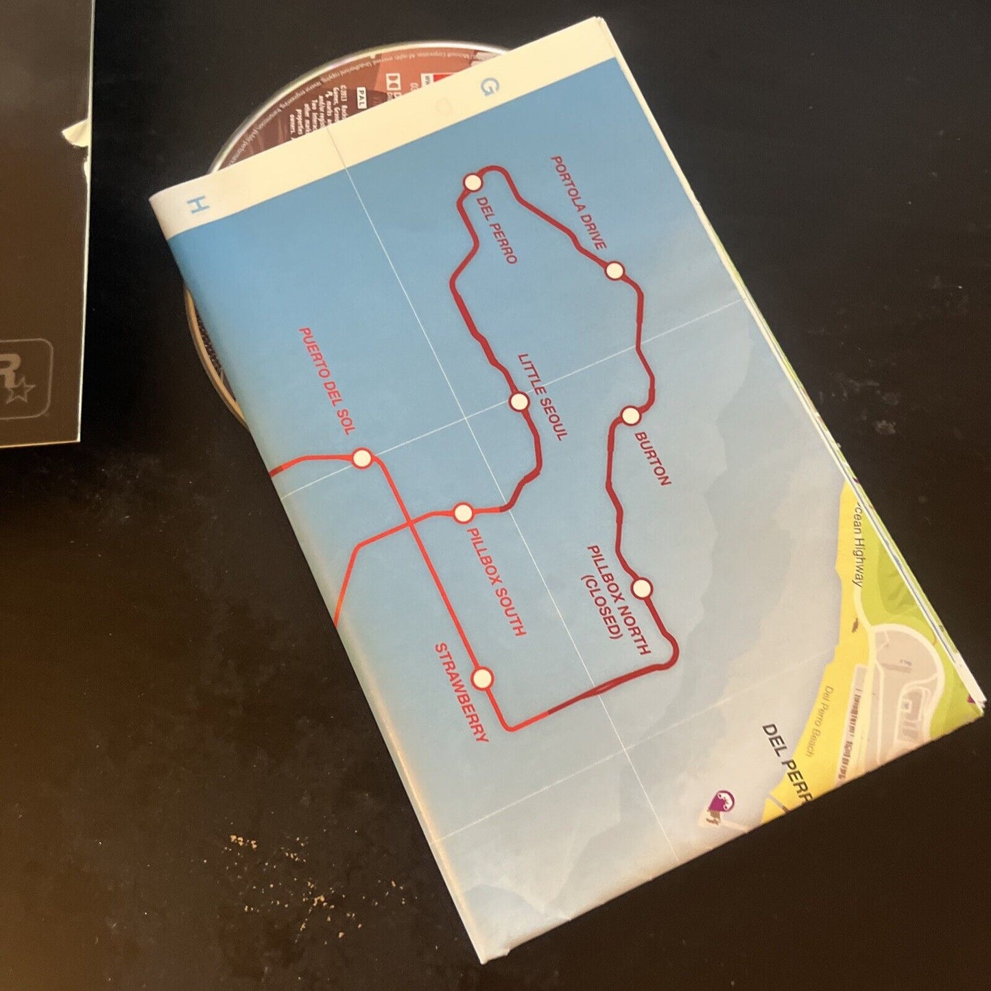 Grand Theft Auto 4 & 5 - Microsoft Xbox 360 Game PAL Complete with Manual map