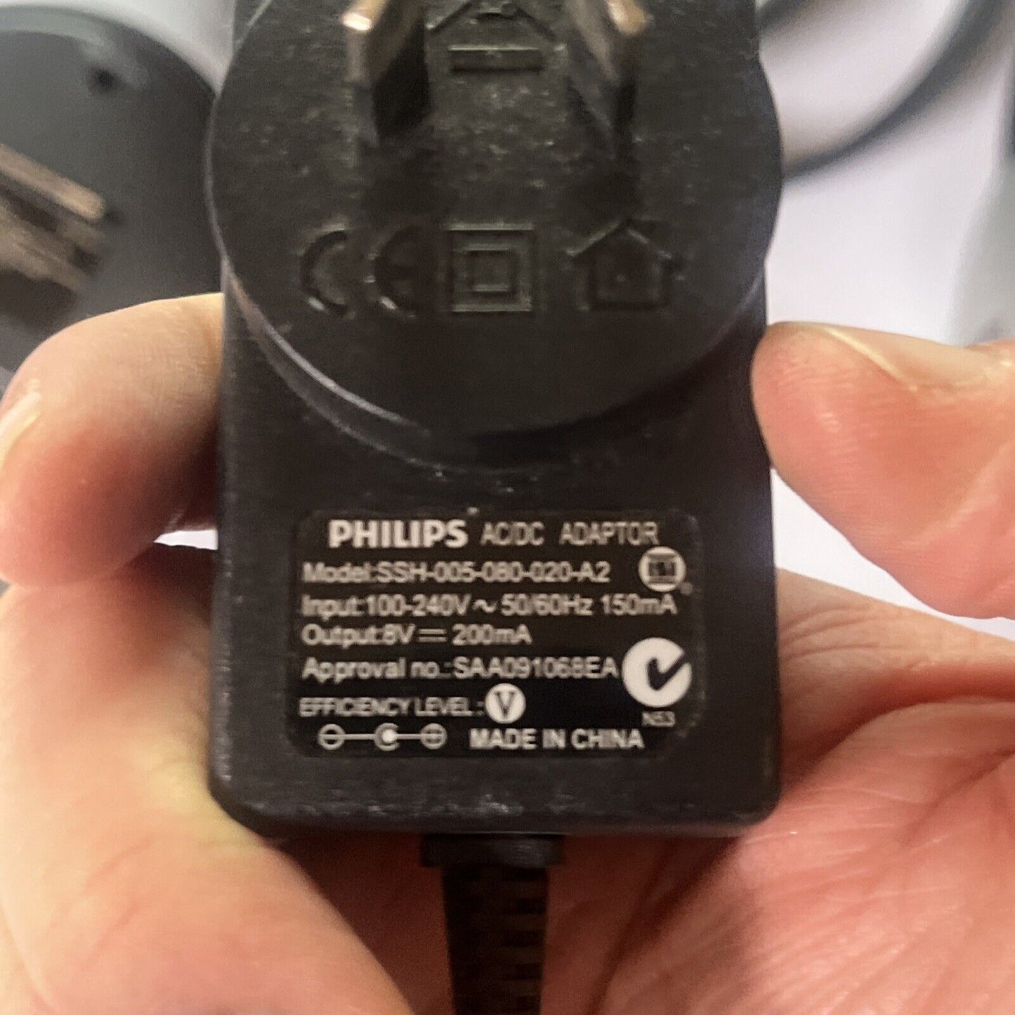 Philips 2x Headphones FM Wireless Transmission SHC5102/79 Rechargable