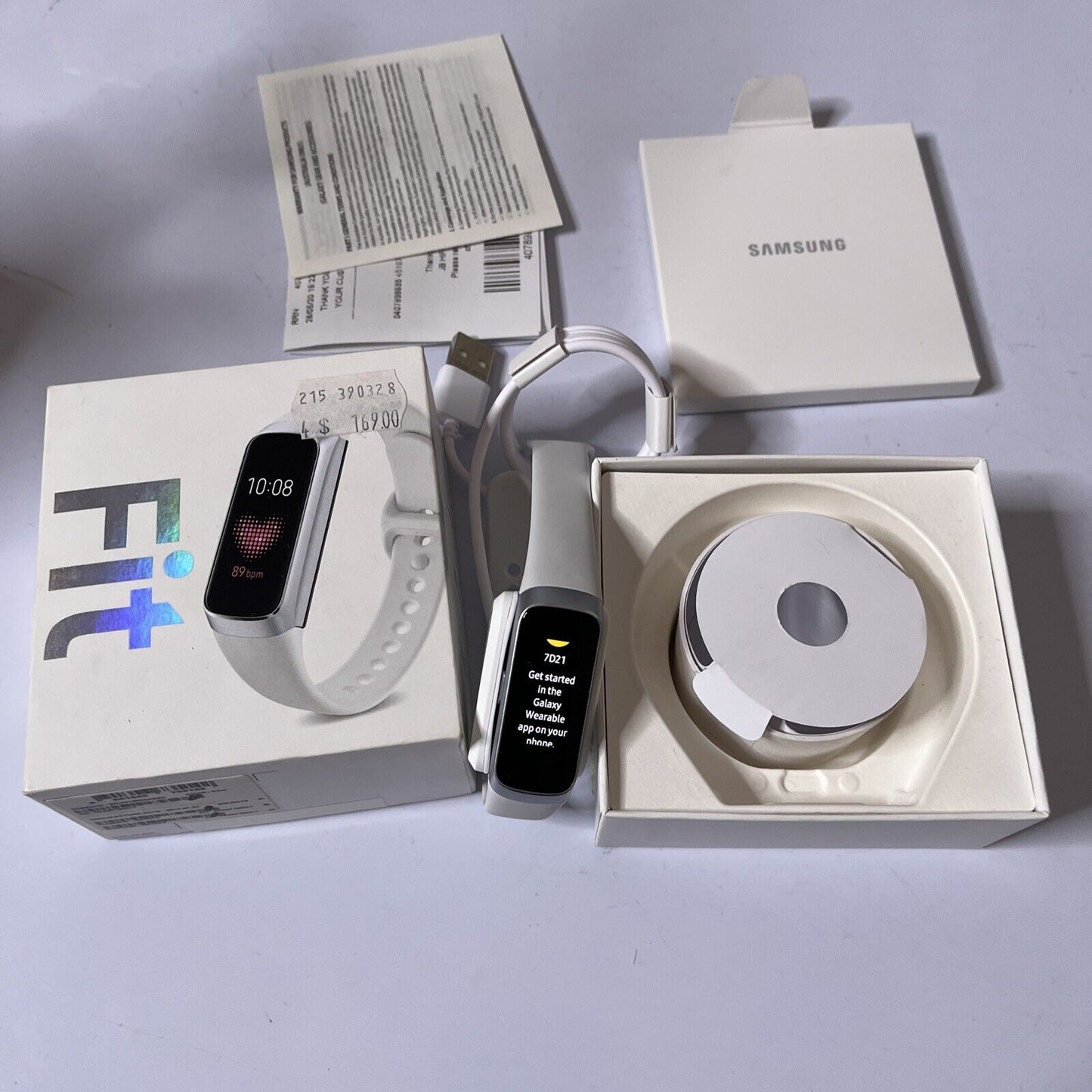 Samsung Galaxy Fit Activity Tracker Silver SM-R370 *Mint Condition*