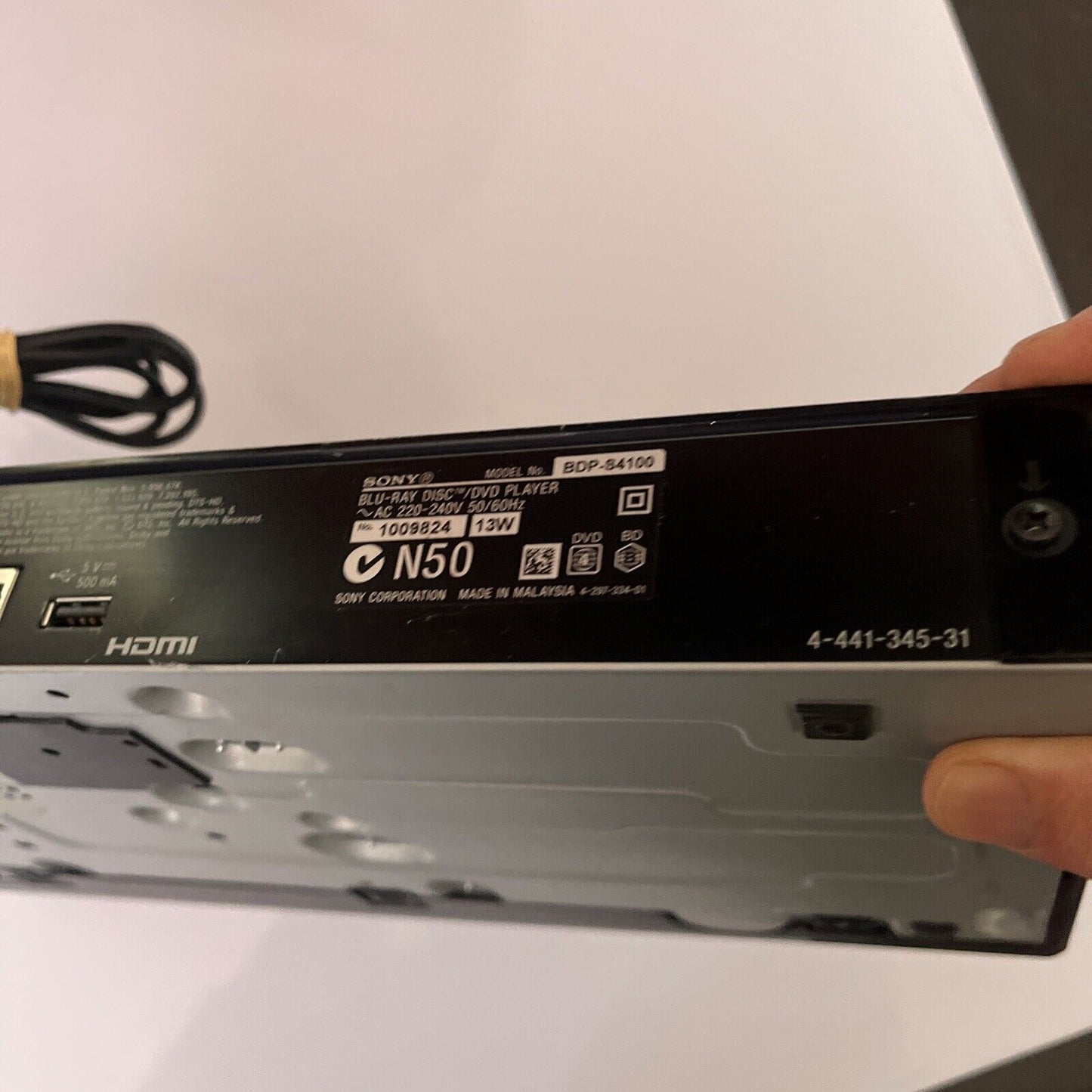 Sony Blu-ray 3D DVD Player BDP-S4100 With Remote Control