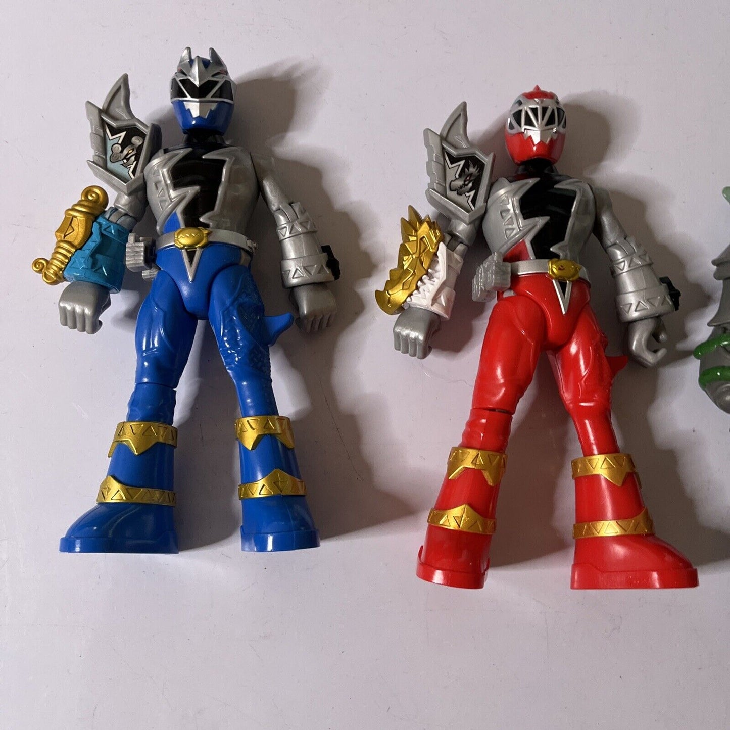 3x Power Rangers 6.5" Action Figures: Blue & Red Ranger 2021, Shockhorn