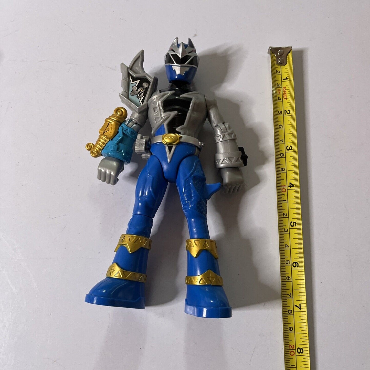3x Power Rangers 6.5" Action Figures: Blue & Red Ranger 2021, Shockhorn