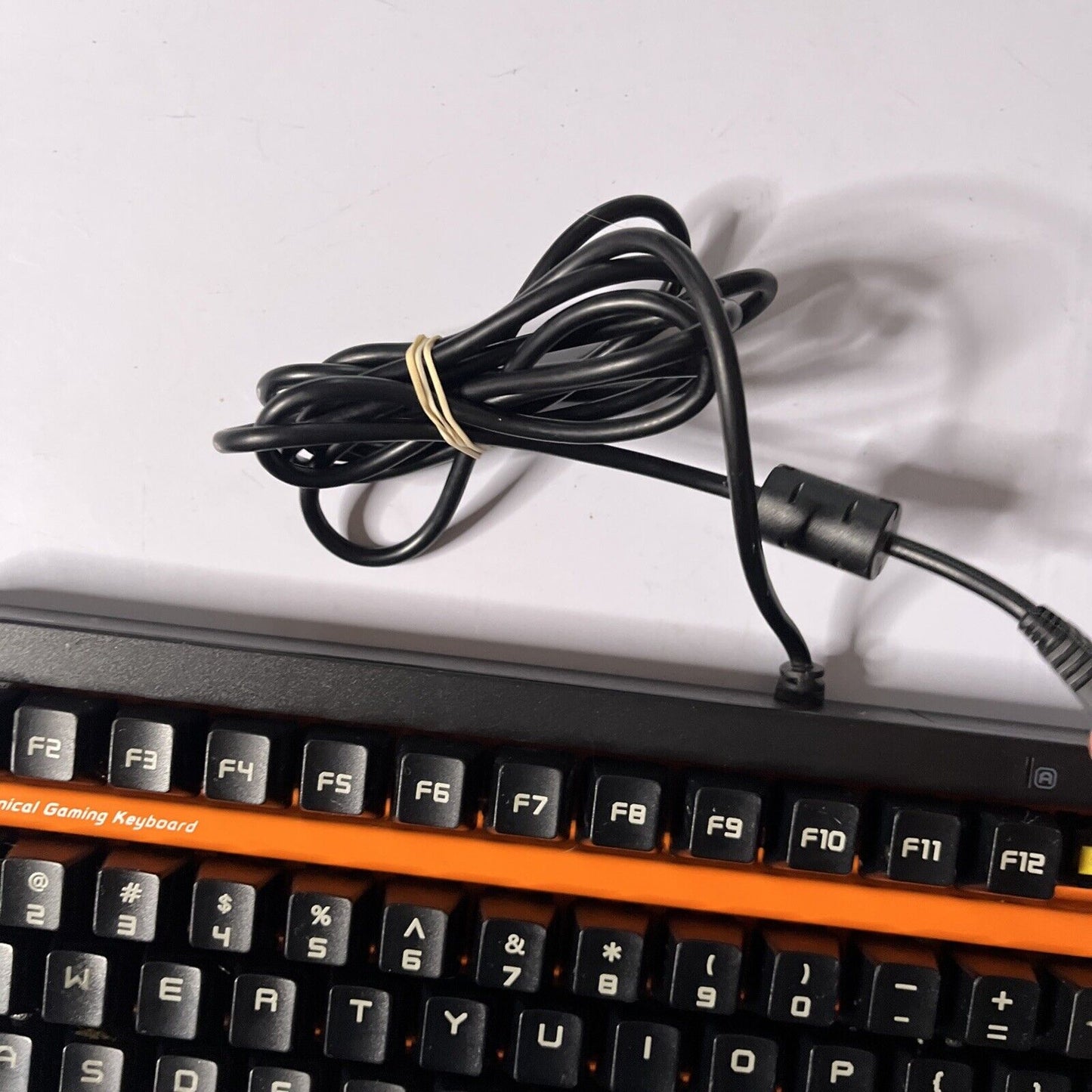 Rapoo Mechanical Gaming Keyboard V500 *1 Volume Key Is Missing But Device Works*