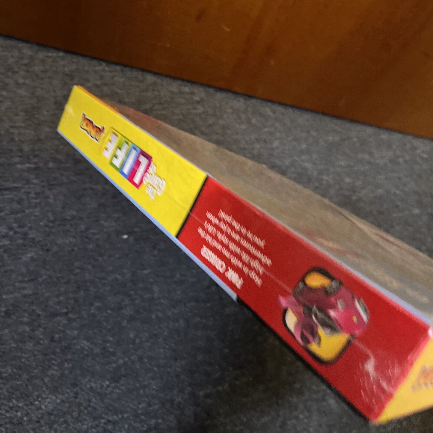 *New Sealed* Hasbro The Game of Life Junior Board Game (B0654)