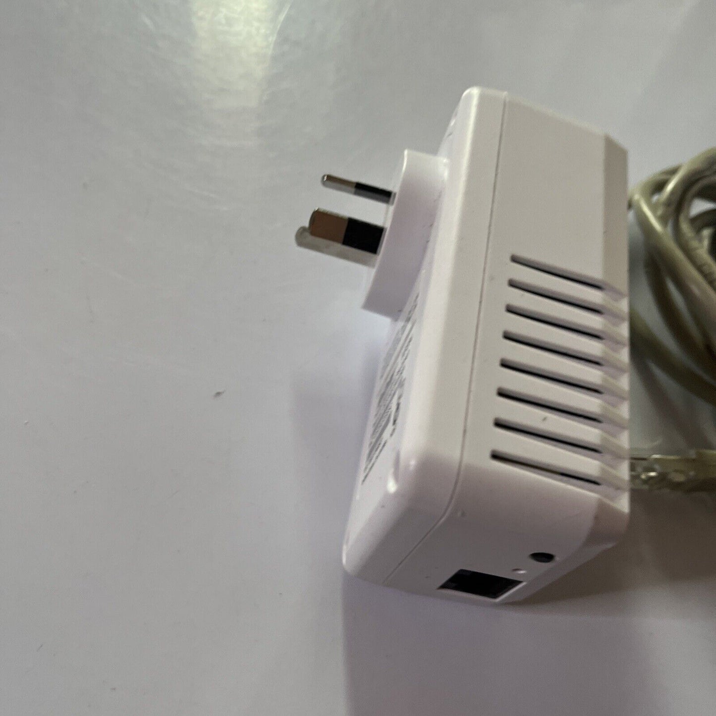 2x Netcomm Powerline Adapters NP204 Pass-Through Socket 200mbps