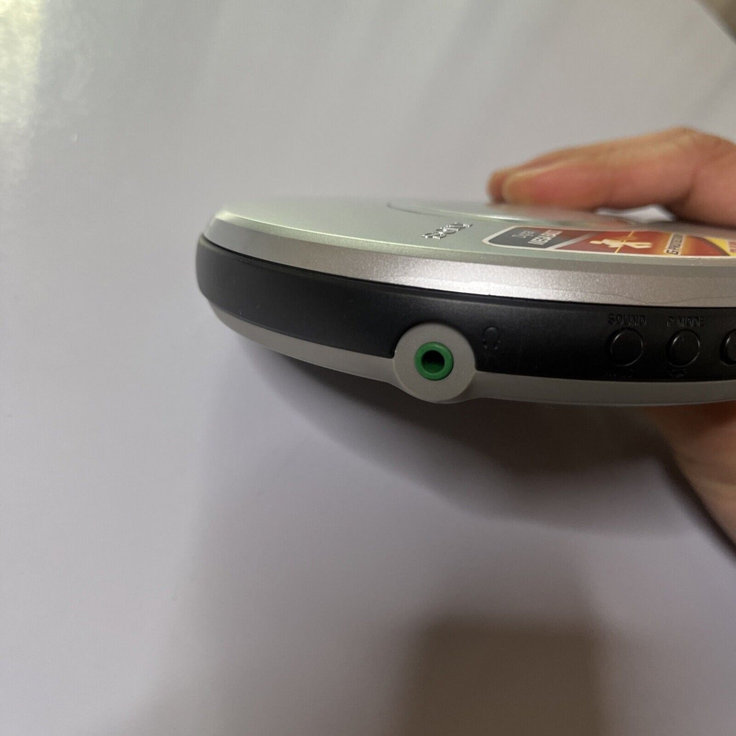 Sony CD Portable Walkman D-EJ011 *Not Working - For Parts Or Repair Only*