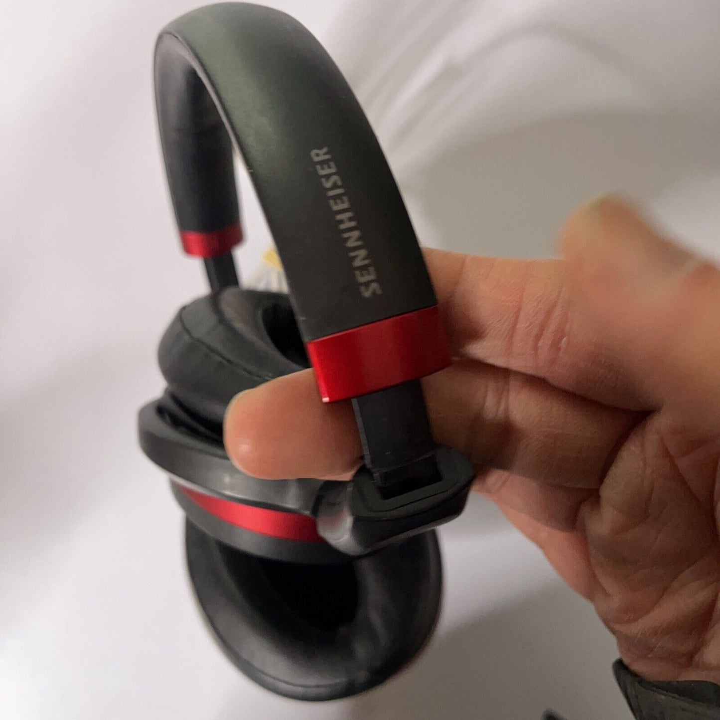 Sennheiser HD 458BT Wireless Noise Cancelling Headphones