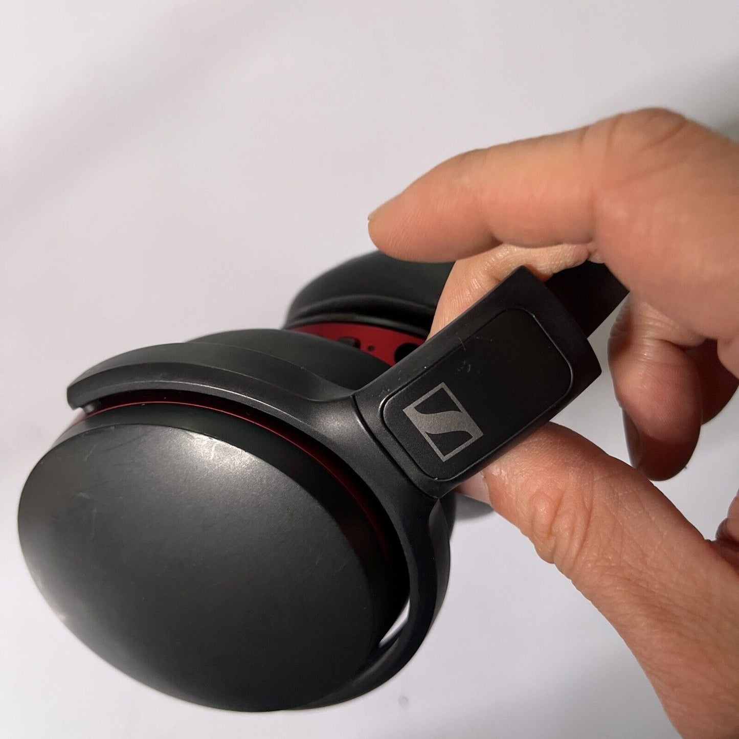 Sennheiser HD 458BT Wireless Noise Cancelling Headphones
