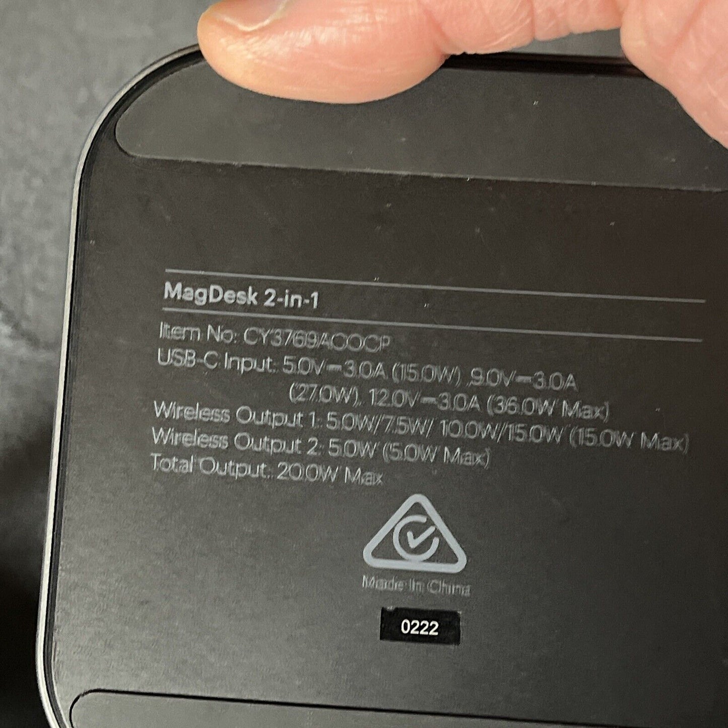 Cygnett MagDesk 2-in-1 Desk Charger With AC Adapter CY3769ACOCP for iPhone