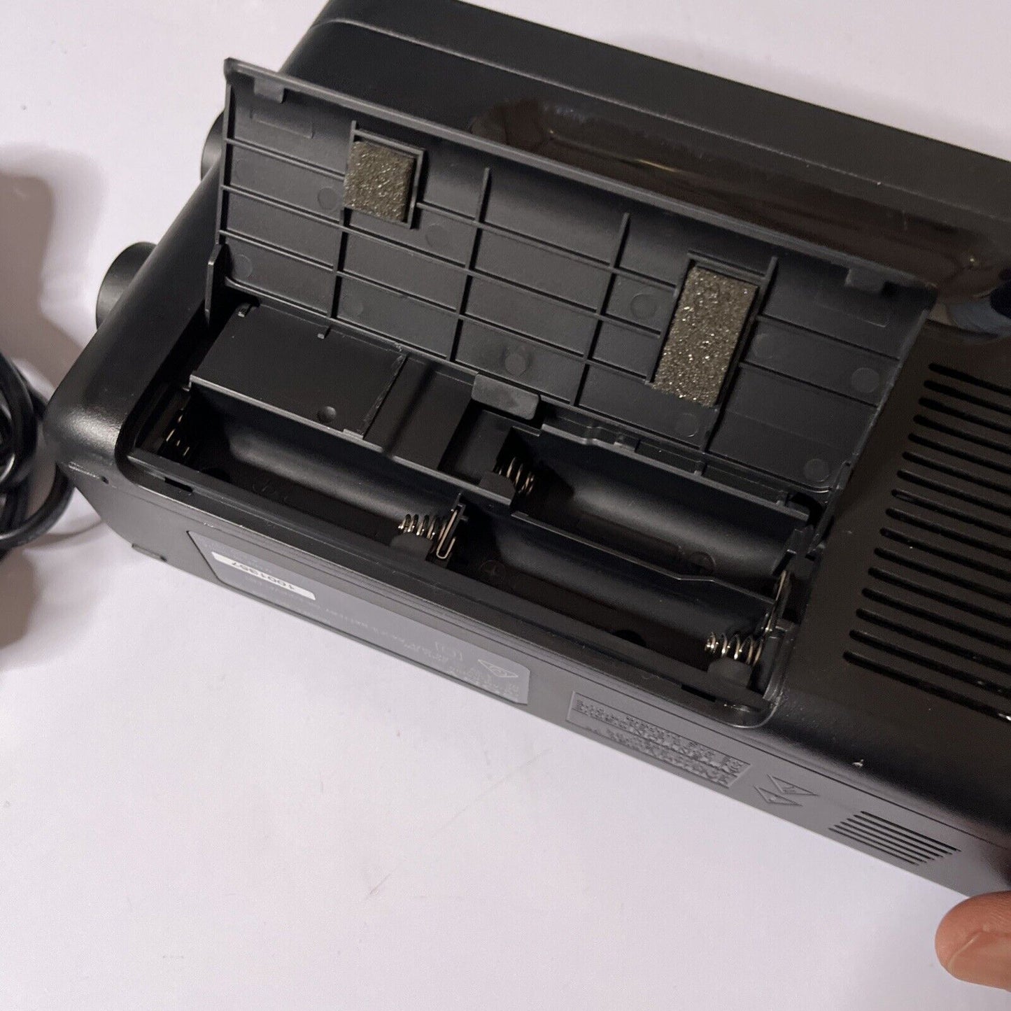 Sony AM/FM Portable Radio ICF-506