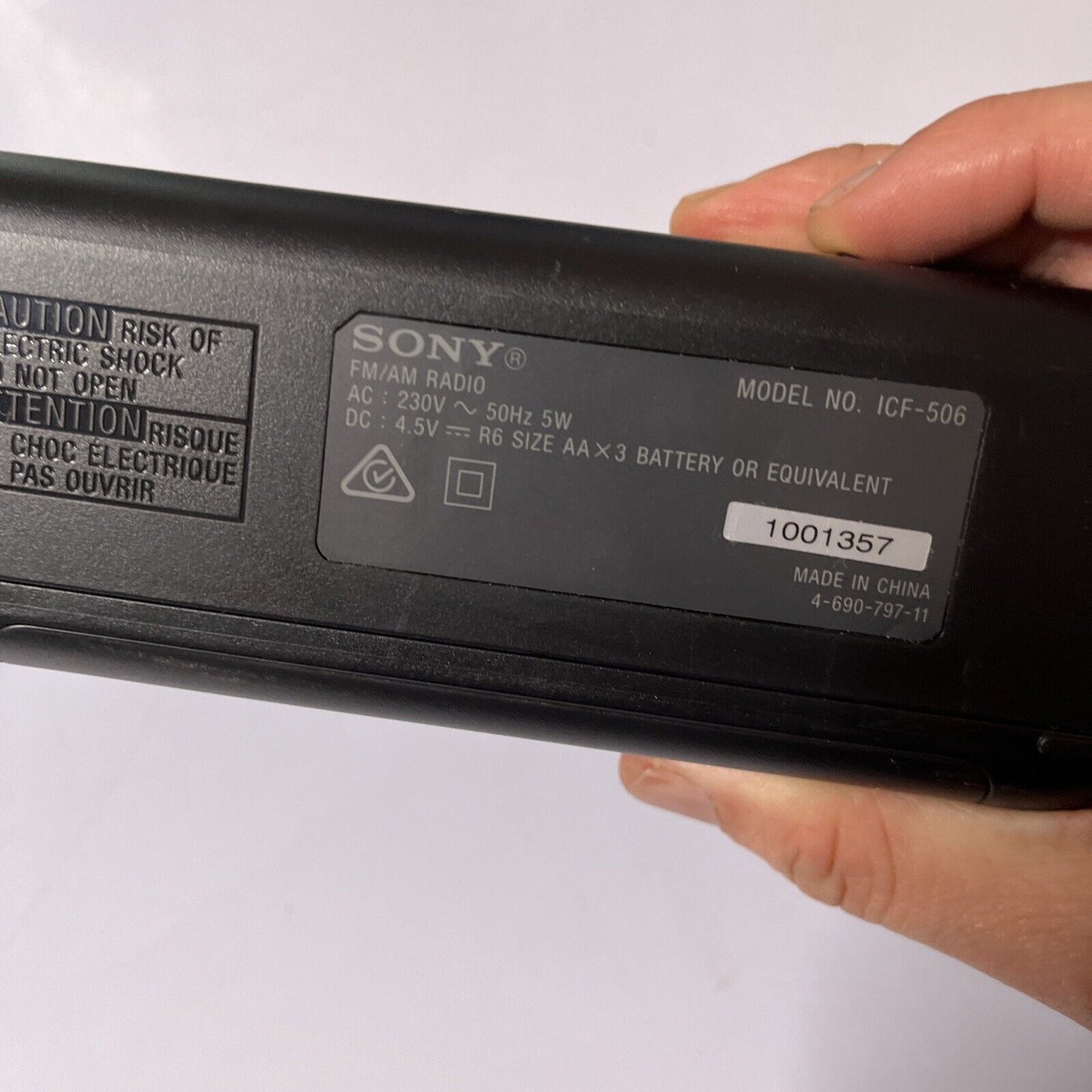 Sony AM/FM Portable Radio ICF-506