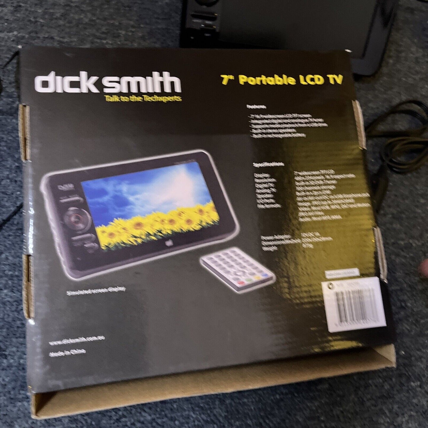 Dick Smith 7" Portable Digital LCD TV With One For All Antenna *No Remote*