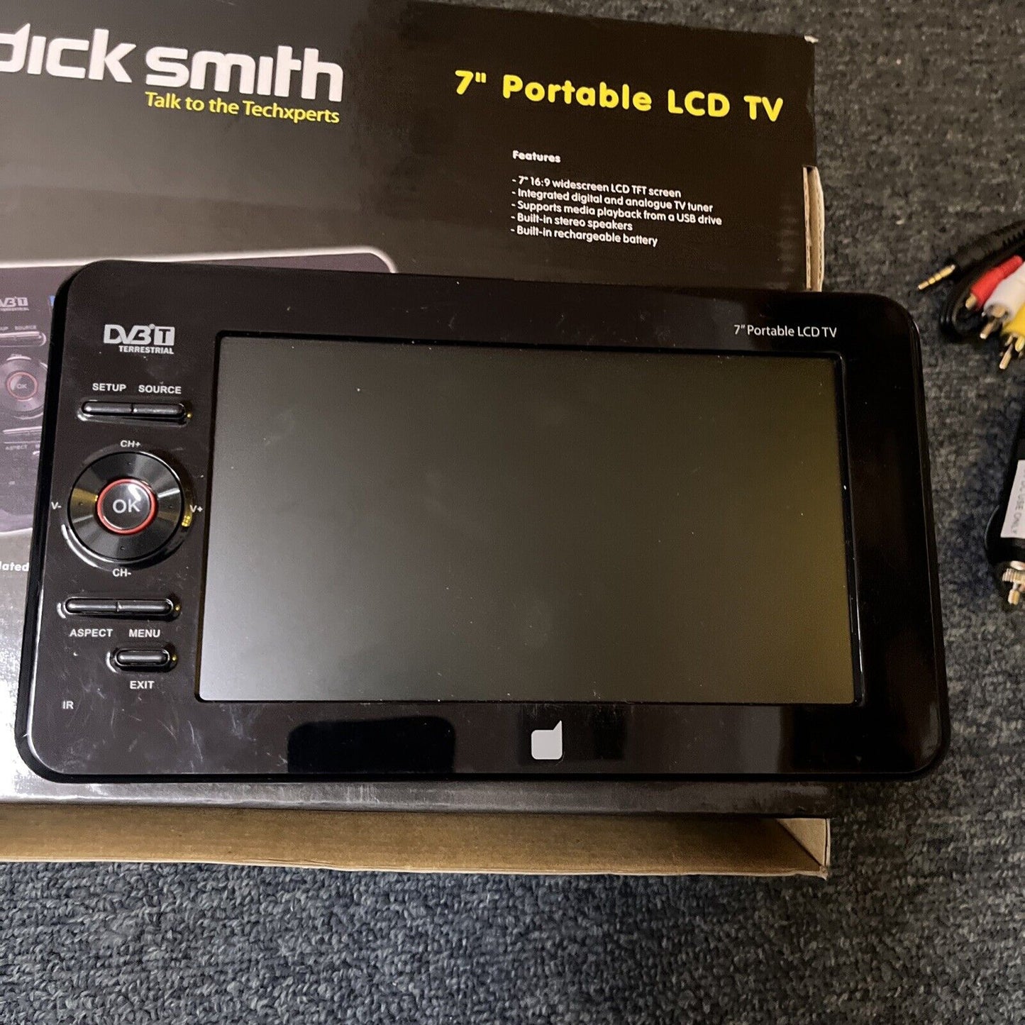 Dick Smith 7" Portable Digital LCD TV With One For All Antenna *No Remote*
