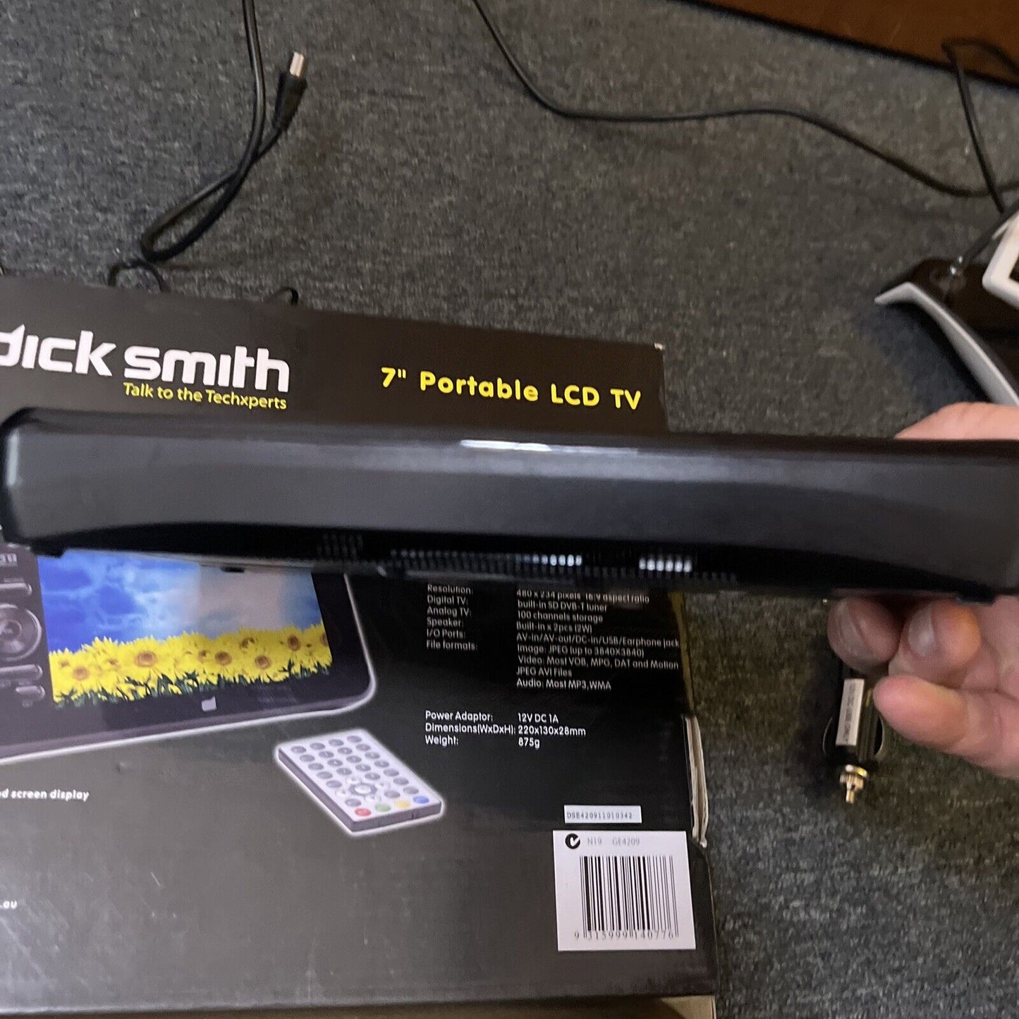 Dick Smith 7" Portable Digital LCD TV With One For All Antenna *No Remote*