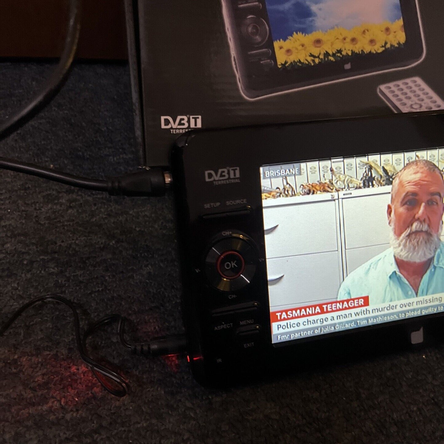 Dick Smith 7" Portable Digital LCD TV With One For All Antenna *No Remote*