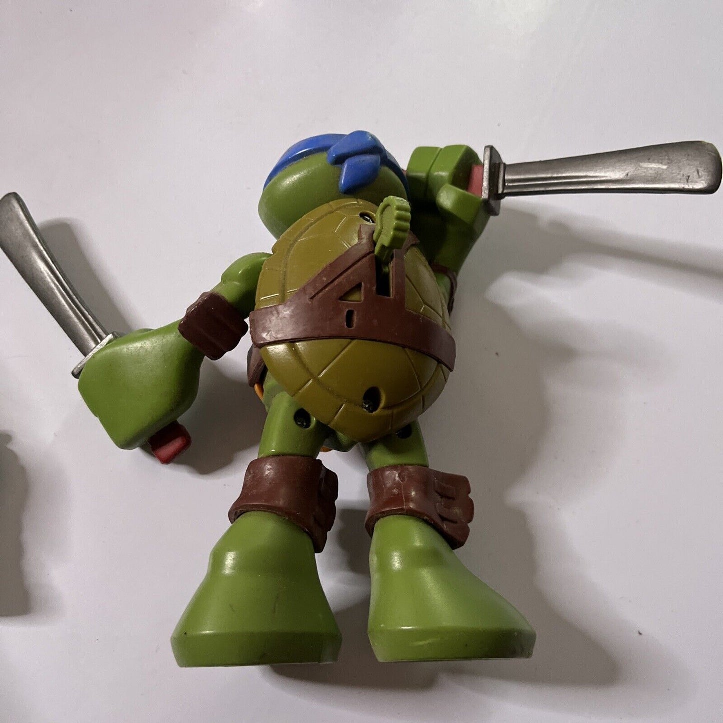 4x Teenage Mutant Ninja Turtles: Raphael, Leonardo