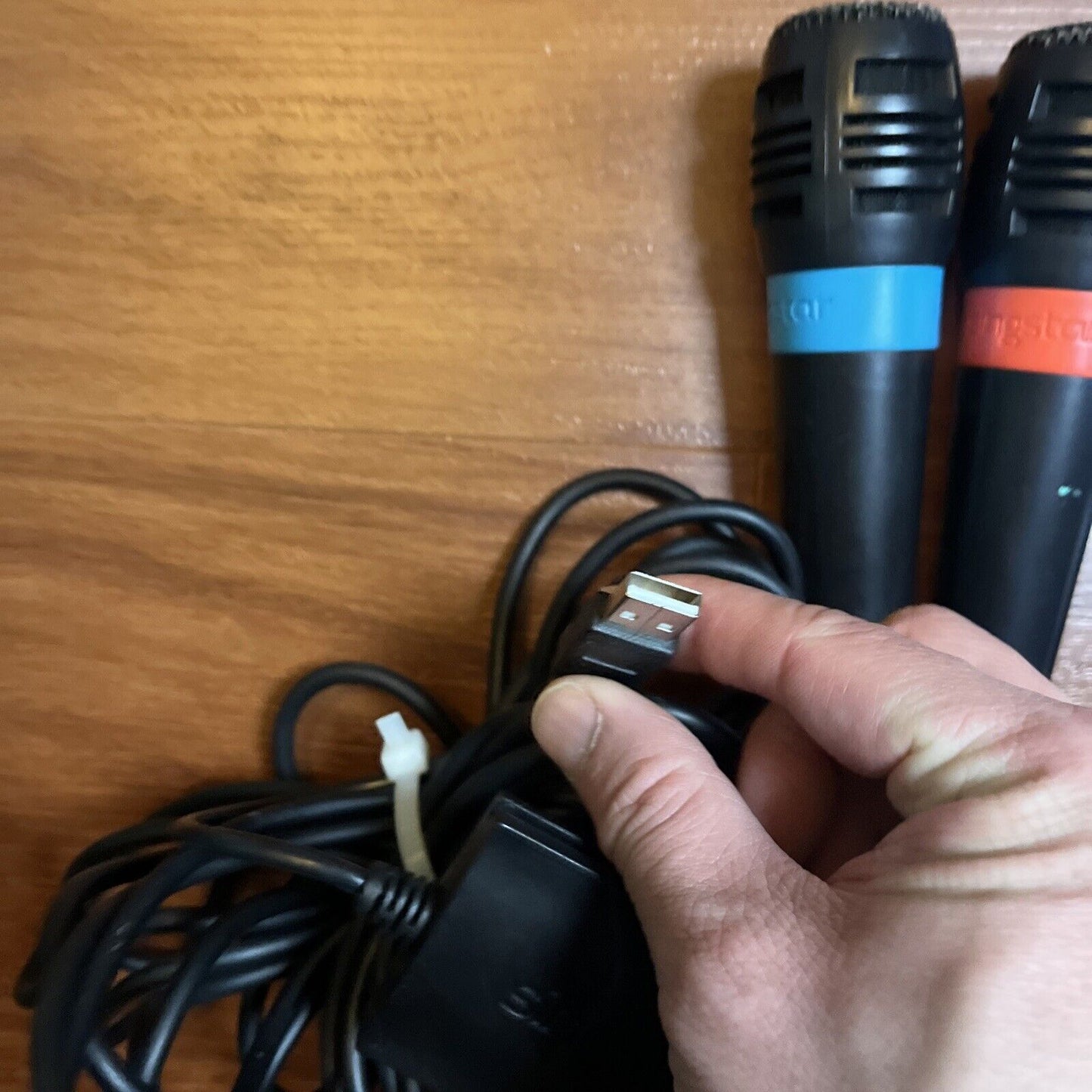 SingStar Party & 2x Singstar Microphones USB Sony Playstation 2 PS2 PAL & Manual