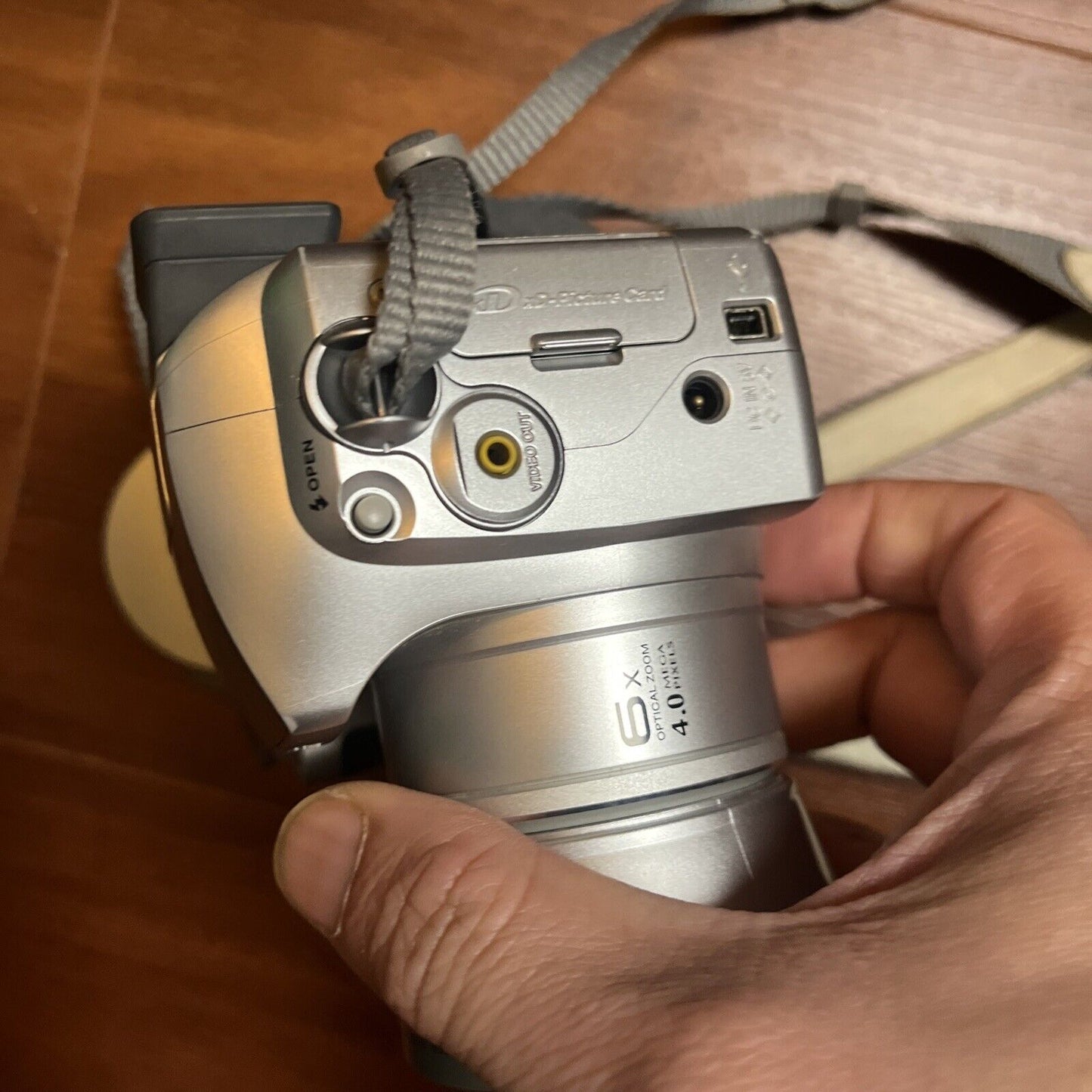 Fujifilm FinePix S3500 Digital SLR Camera