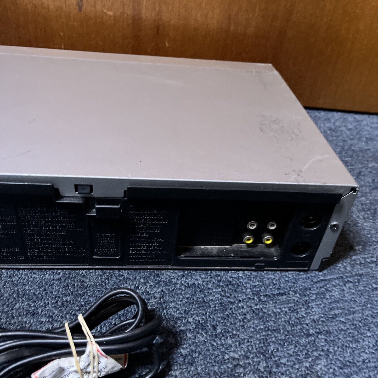 Samsung SV-470 VHS VCR Player *Not Working*