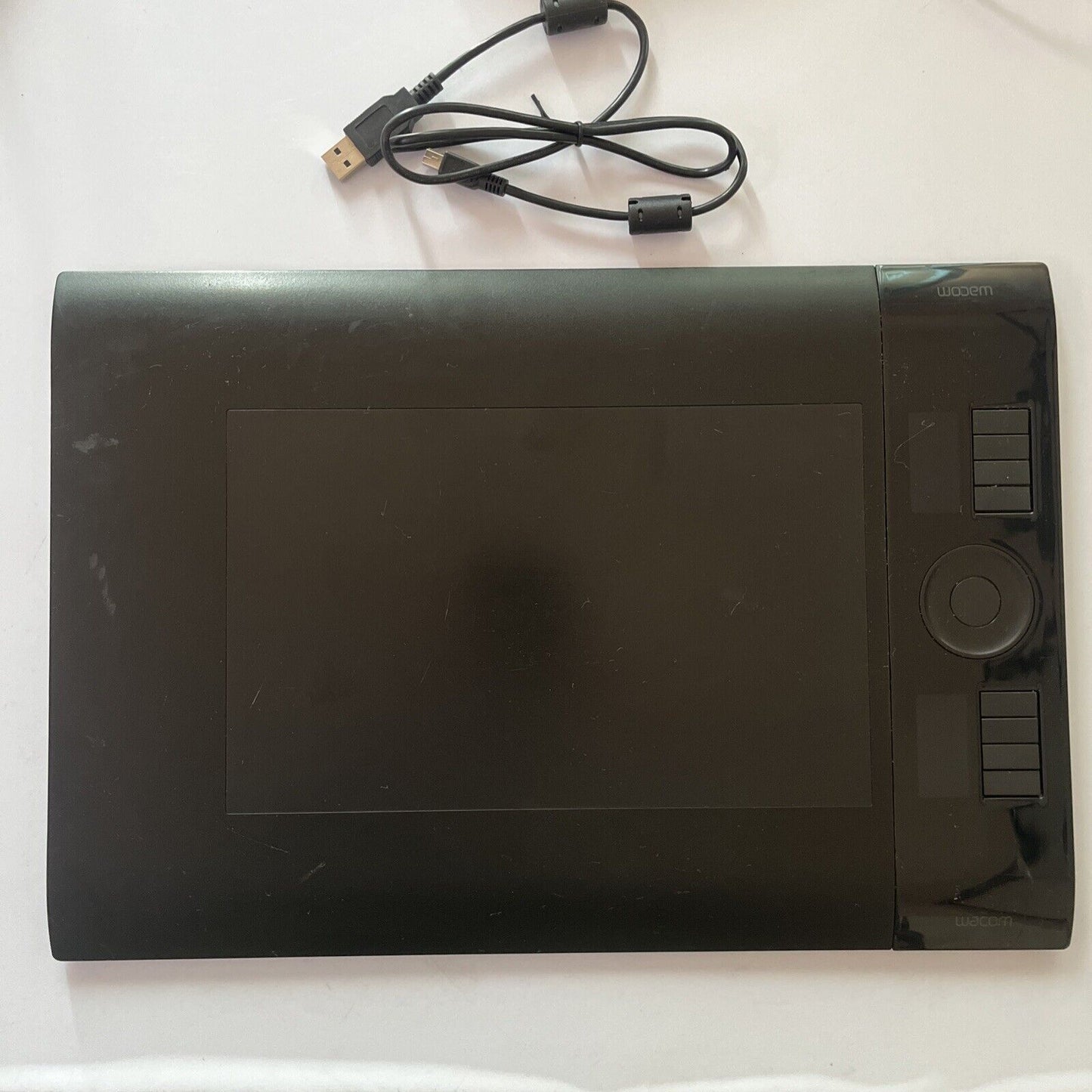 Wacom Intuos 4 PTK-640 Drawing Tablet *No Pen*