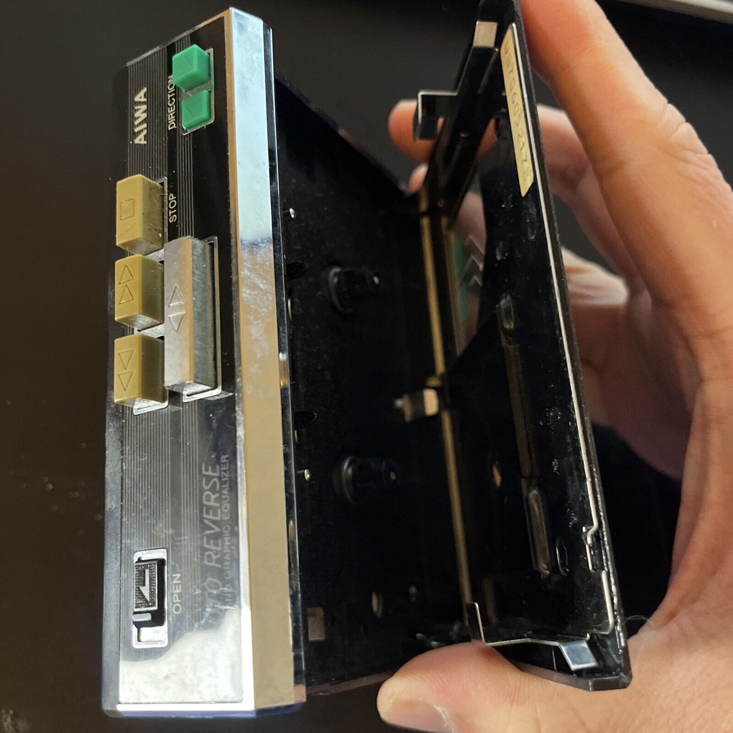 Aiwa Stereo Cassette Player HS-G35 *For Parts Or Repair & Missing Battery Lid*