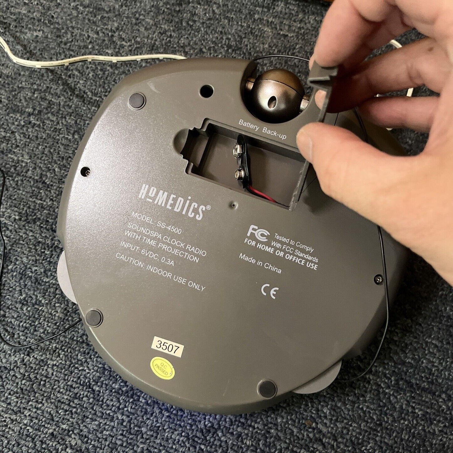 Homedics SS-4500 Soundspa Clock Radio With Time Projection AM/FM Radio