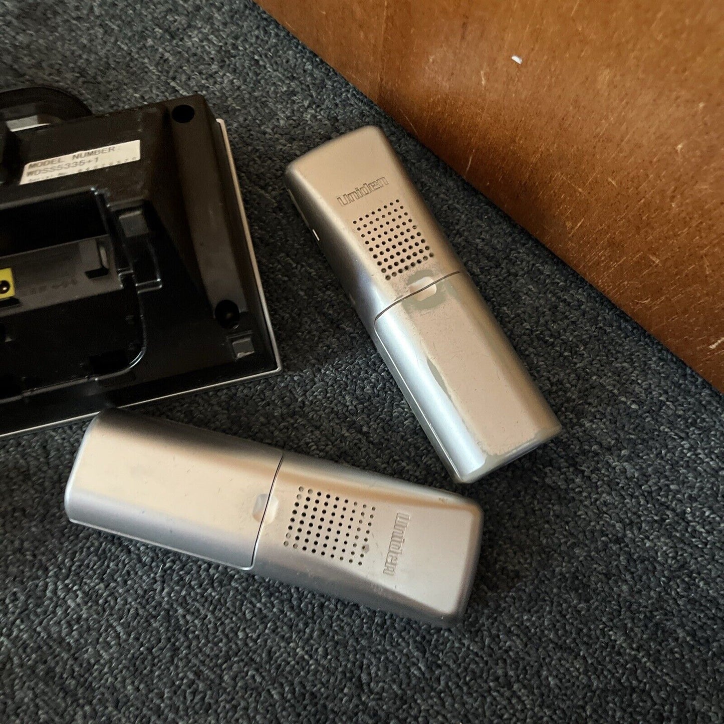 Uniden WDSS5335+1 Digital Answering Machine With 2 Cordless Handset