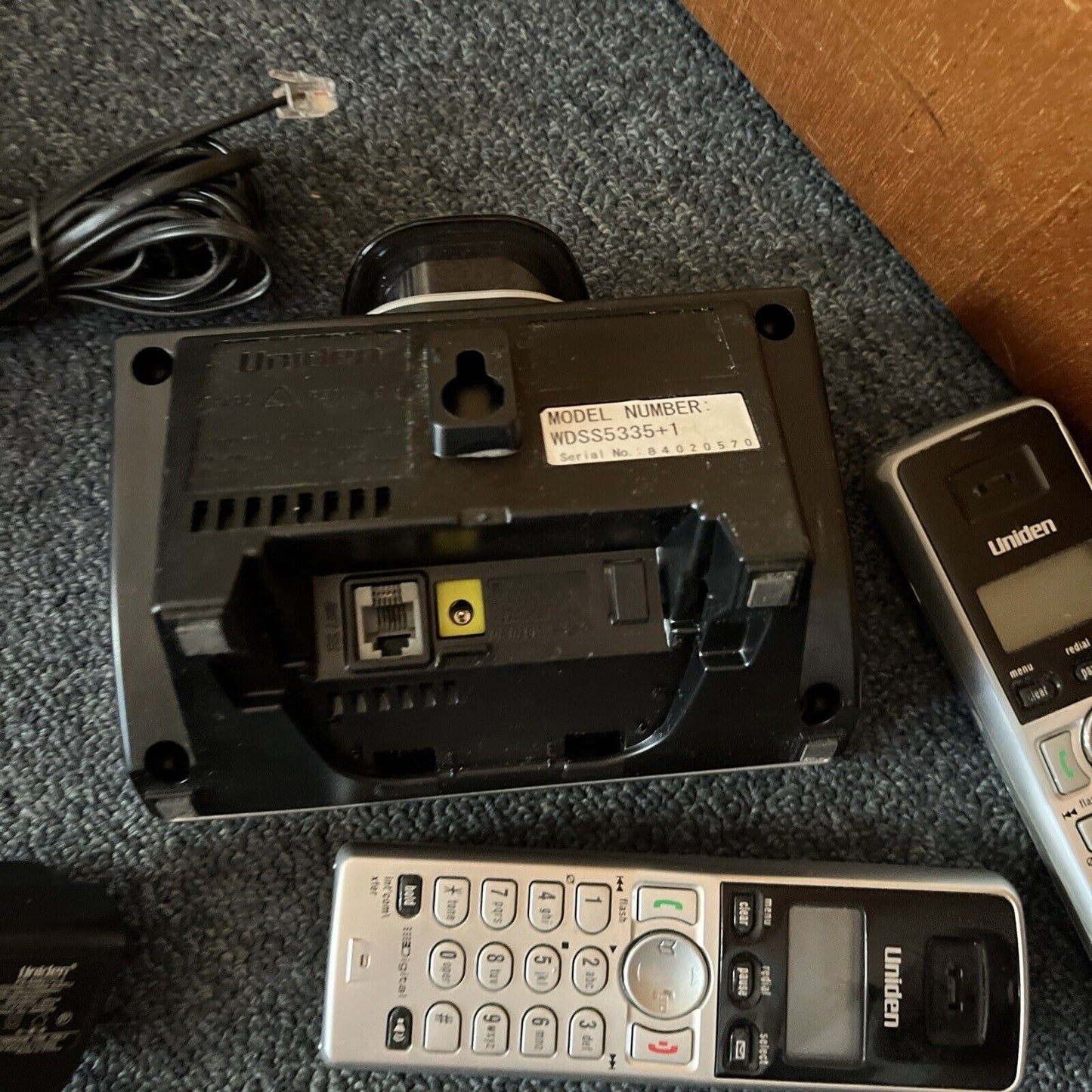 Uniden WDSS5335+1 Digital Answering Machine With 2 Cordless Handset
