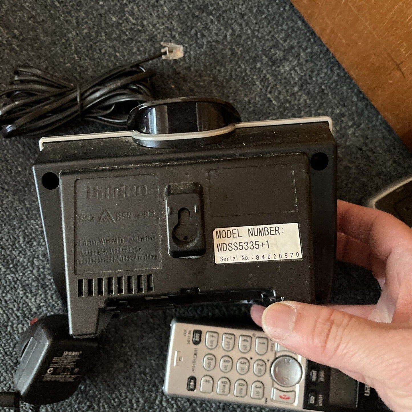 Uniden WDSS5335+1 Digital Answering Machine With 2 Cordless Handset