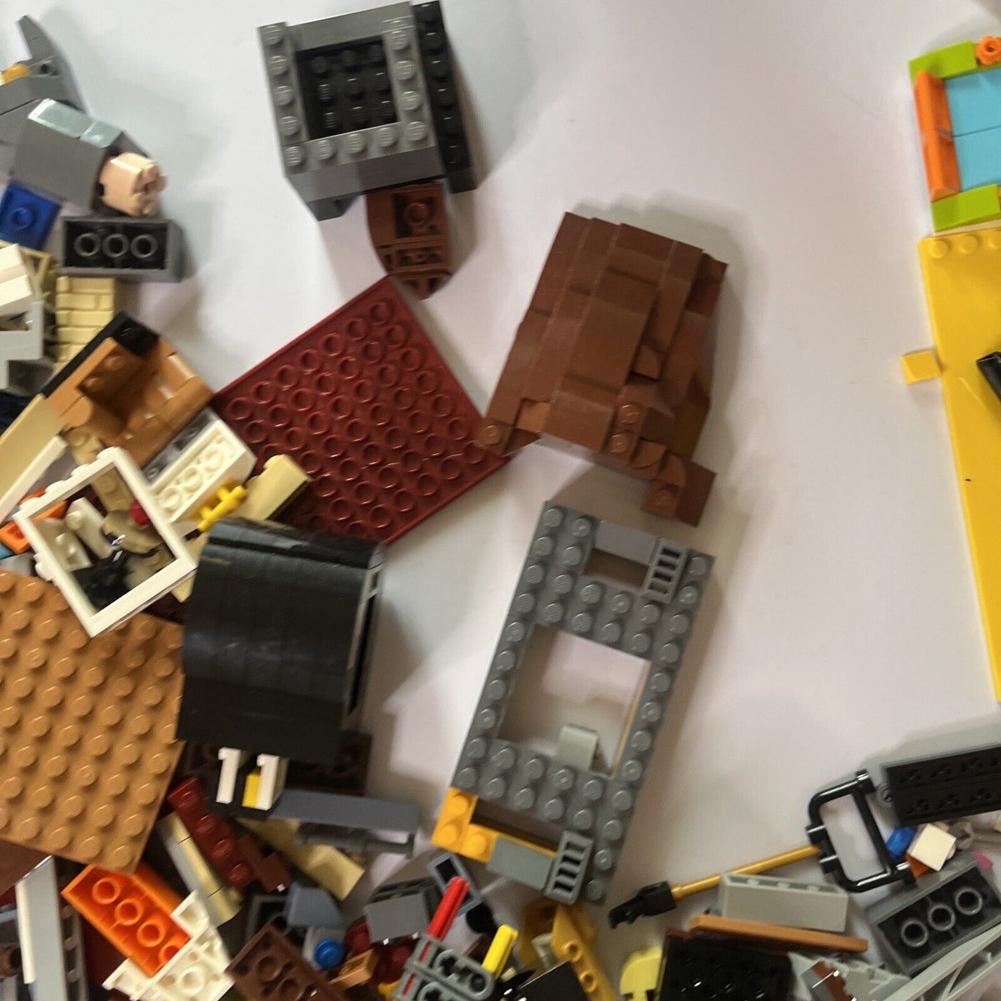 Genuine Authentic Lego 1.46kg Bulk Lot City Harry Potter Vehicles Cars Bricks