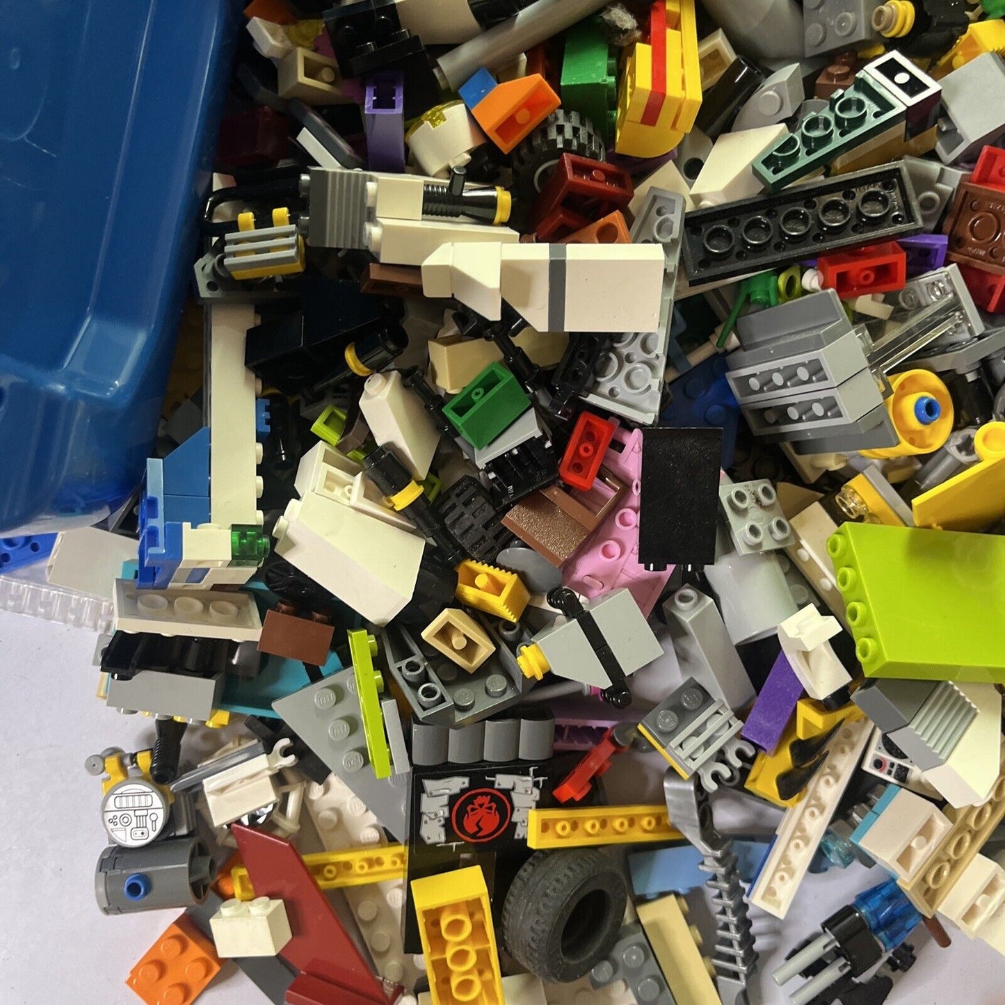 Genuine Authentic Lego 2.63kg Bulk Lot Police Bricks Parts Container