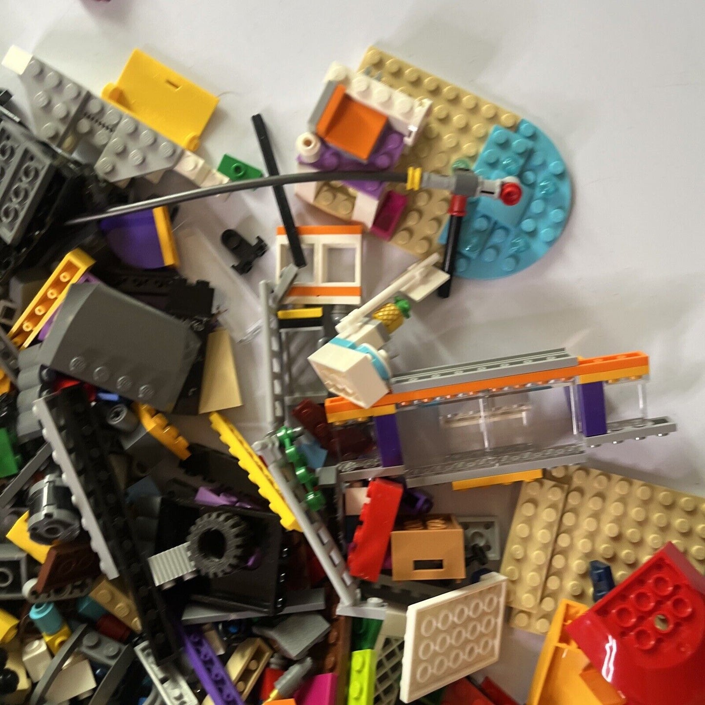 Genuine Authentic Lego 2.63kg Bulk Lot Police Bricks Parts Container