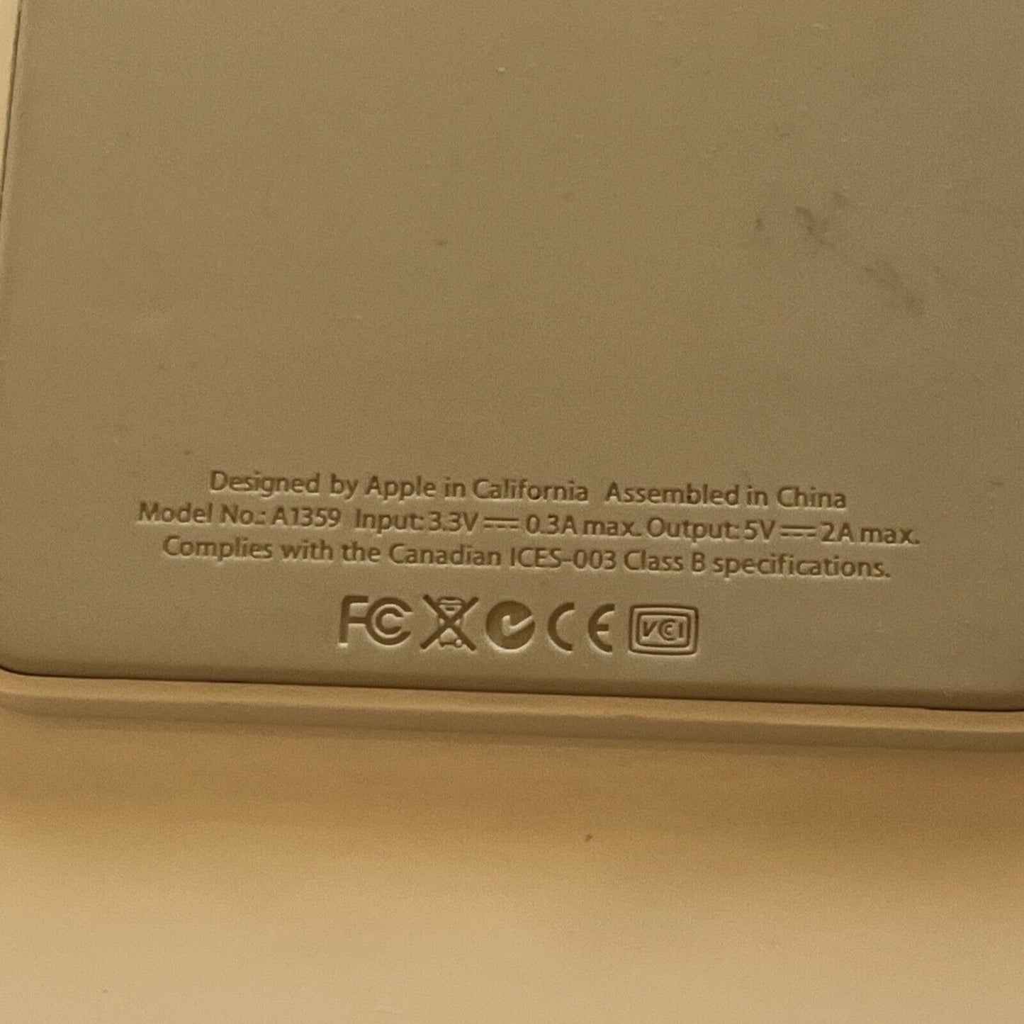 Apple Keyboard A1359 For 30-Pin iPhone iPad