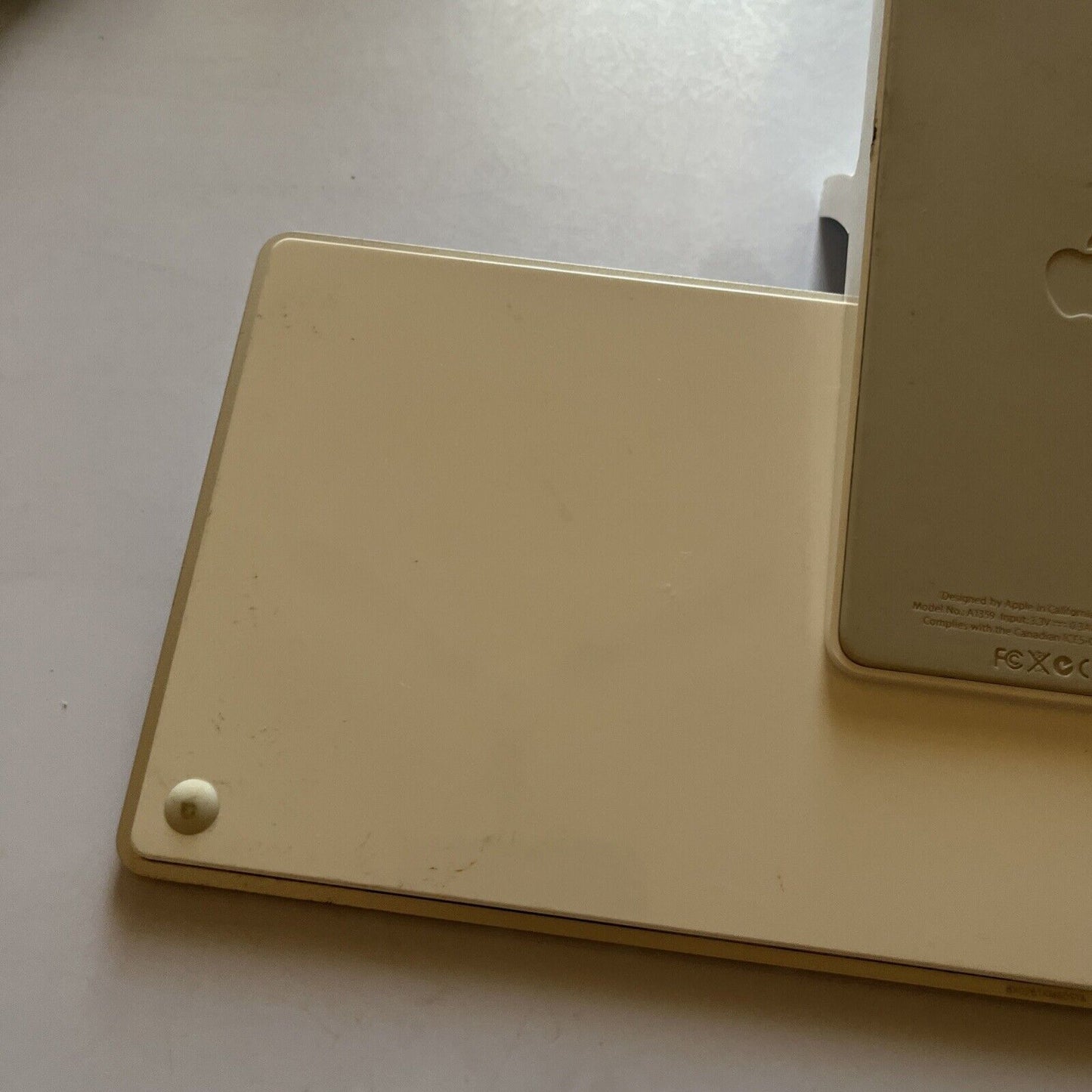 Apple Keyboard A1359 For 30-Pin iPhone iPad