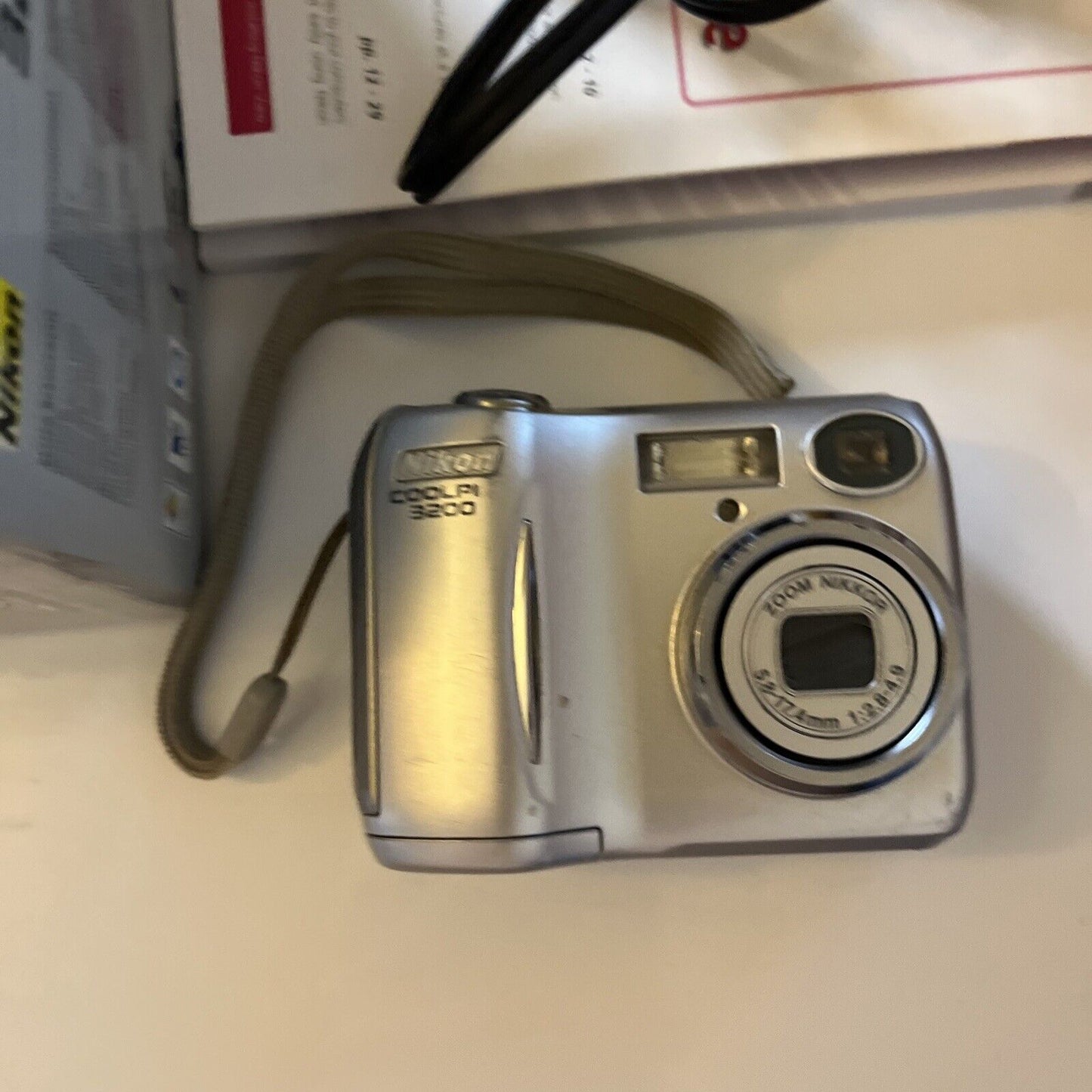 Nikon Coolpix 3200 Digital Camera 3.2MP With 1gb SD Card