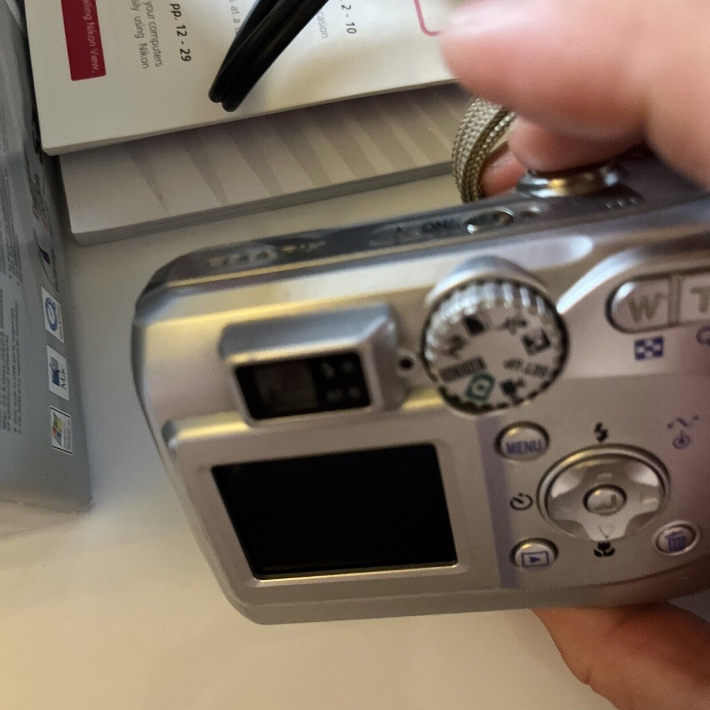 Nikon Coolpix 3200 Digital Camera 3.2MP With 1gb SD Card