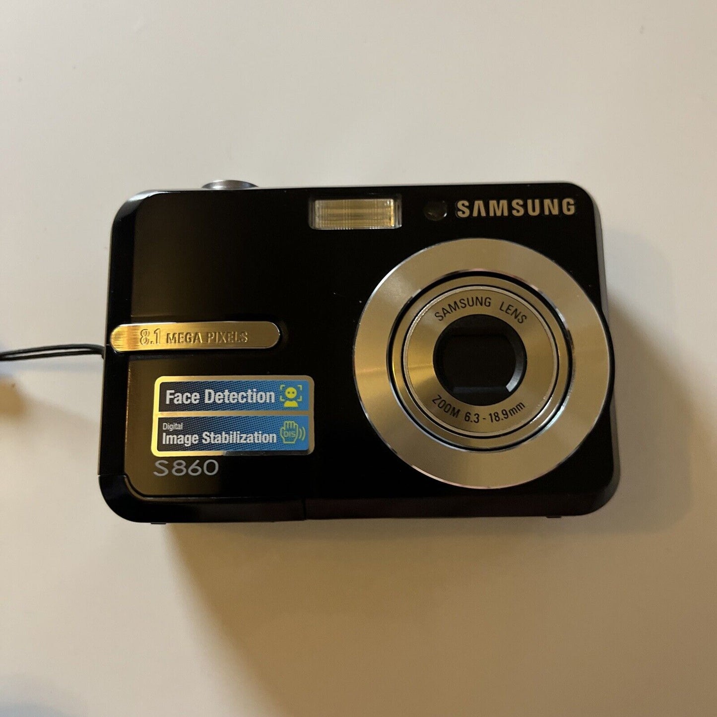 Samsung Digimax S860 Digital Camera 8.1MP Black with Case