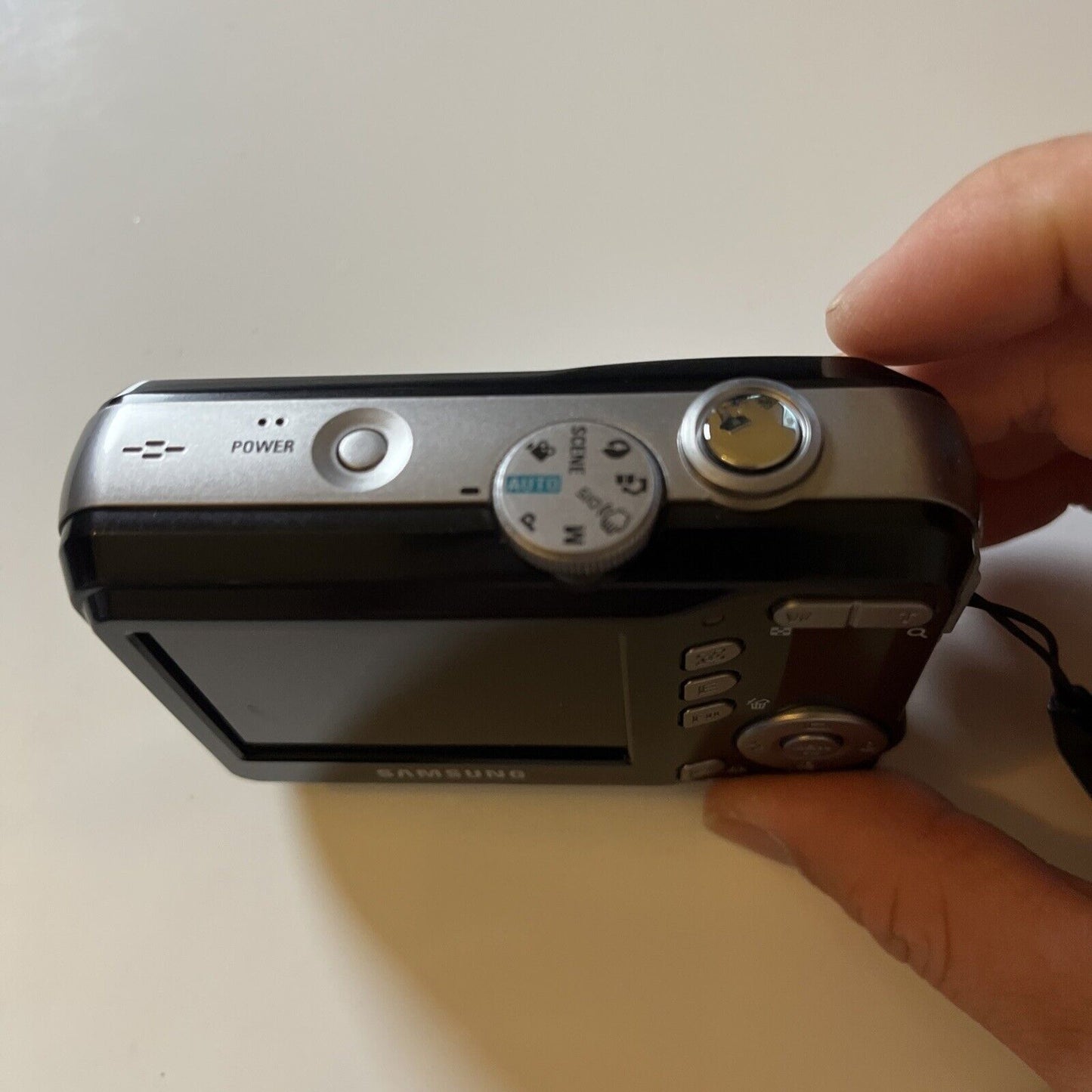 Samsung Digimax S860 Digital Camera 8.1MP Black with Case