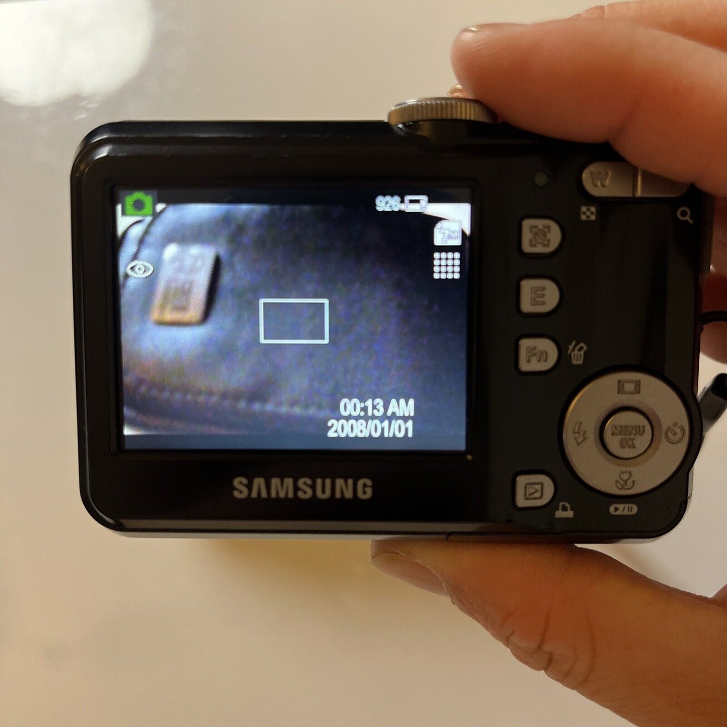 Samsung Digimax S860 Digital Camera 8.1MP Black with Case