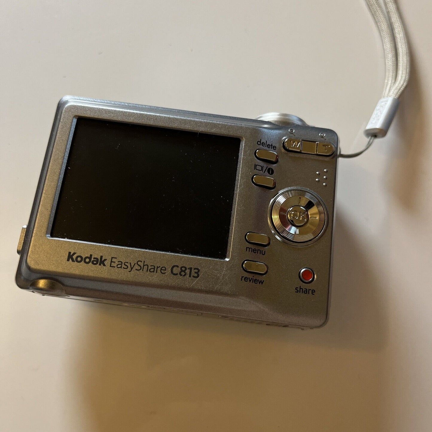 Kodak EasyShare C813 Digital Camera *Shoots In Weird Colours - For Repairs*