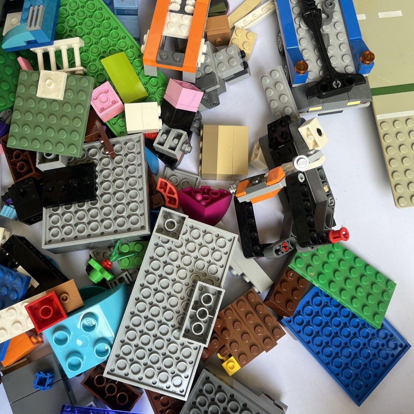 Genuine Authentic Lego 1.6kg Bulk Lot Friends Vehicles Boat
