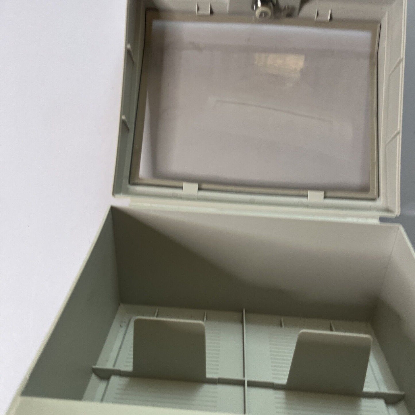 Verbatim 3.5" Disc Storage Box With Key & Lock