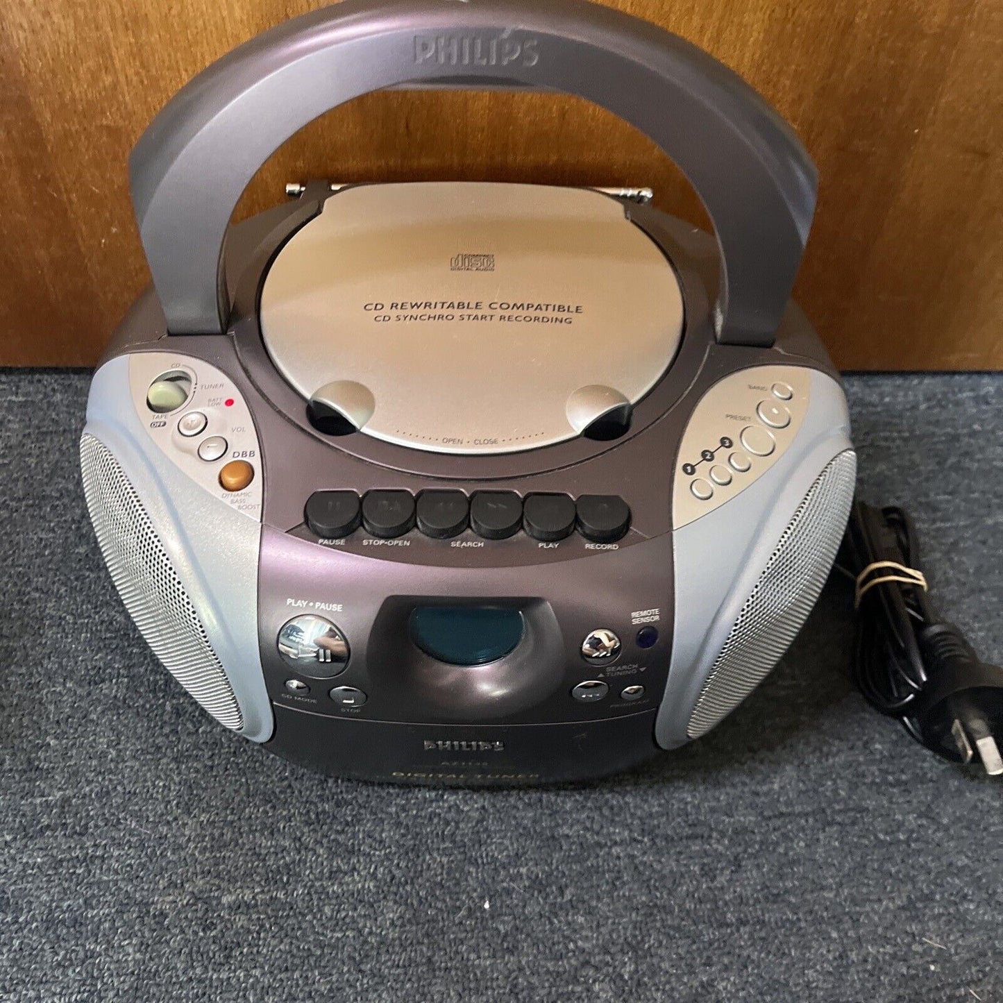 Philips AZ1148 CD Radio Cassette Recorder Boombox *Tape Plays Slow*