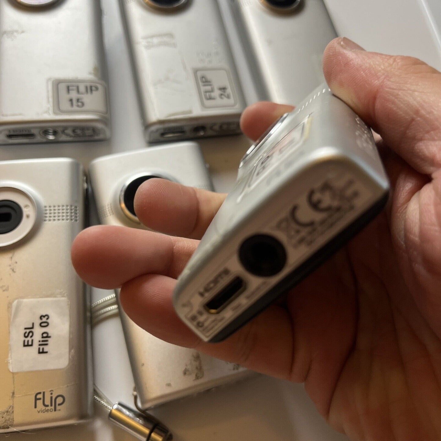 10x Flip MinoHD Digital Camera *Requires Battery Replacement - For Repairs*