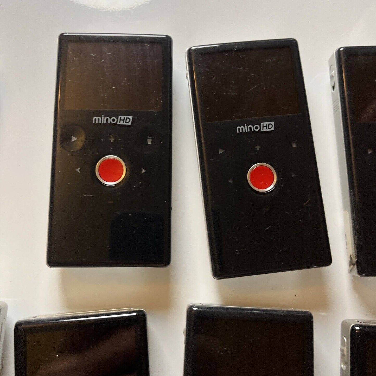 10x Flip MinoHD Digital Camera *Requires Battery Replacement - For Repairs*