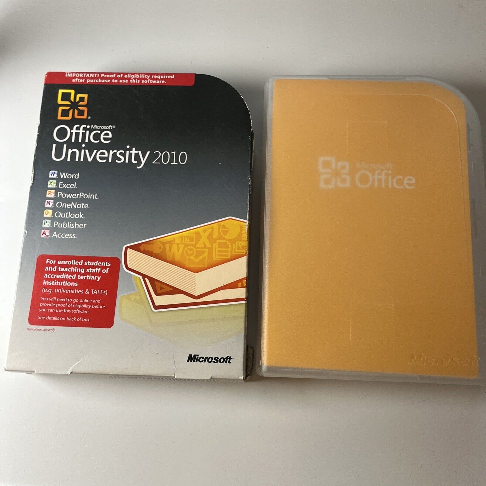 Microsoft Office University 2010 PC DVDROM Windows Retro Unit